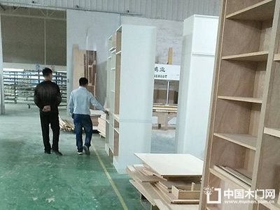 中國門業專刊 韓漢泉探訪天津思佳木業，共話木業發展新機遇